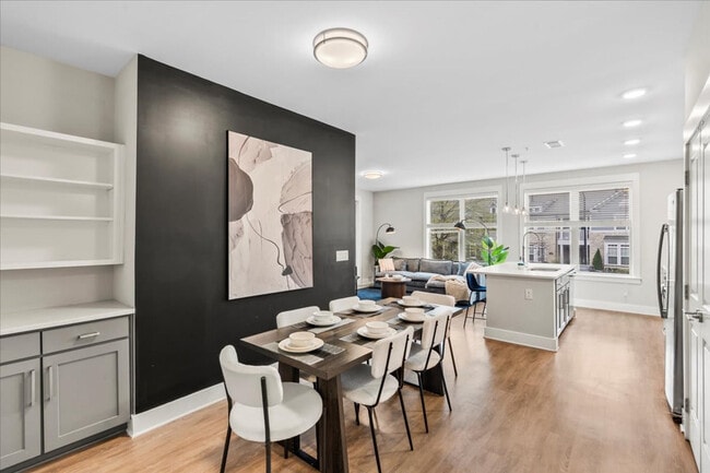 Photo - 7417 Waverly Walk Ave Unit ID1221089P