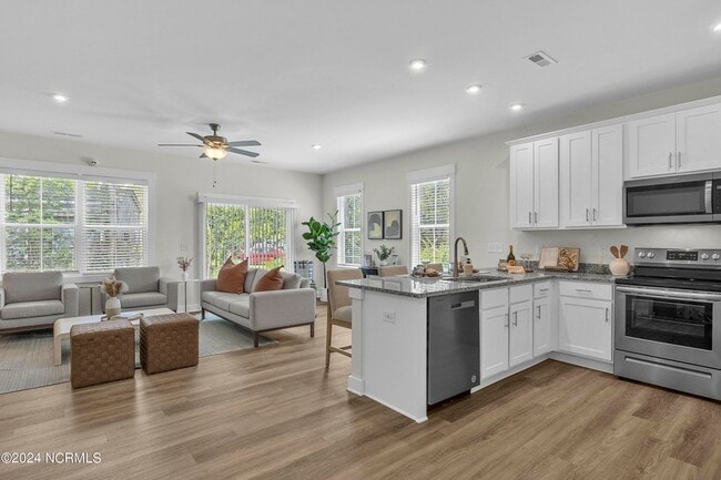 Photo - 6012 Beckington Dr