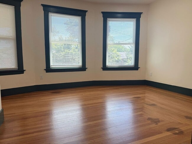 Photo - 130 Hubinger St