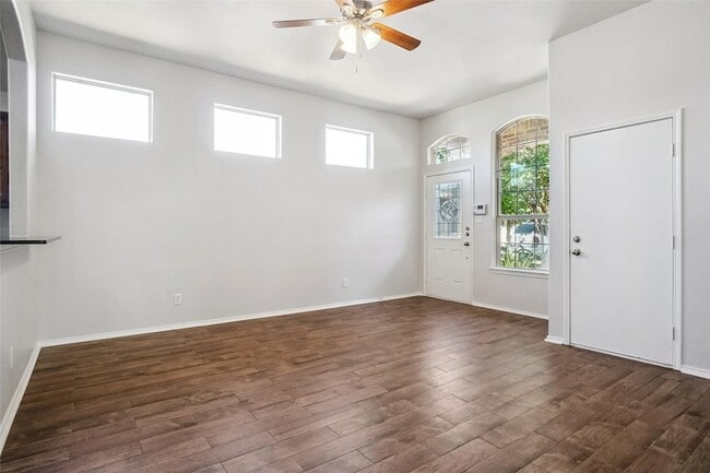 Photo - 4629 Thistle Creek Ct