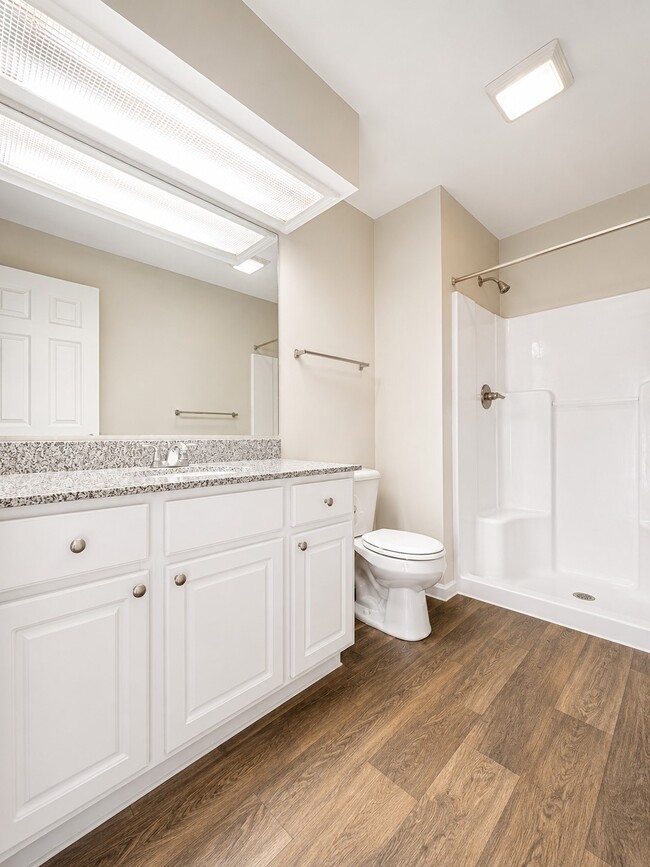 Photo - Keystone Lake Apartments