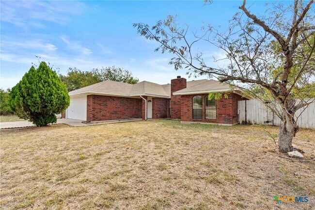 Photo - 180 County Rd 4933
