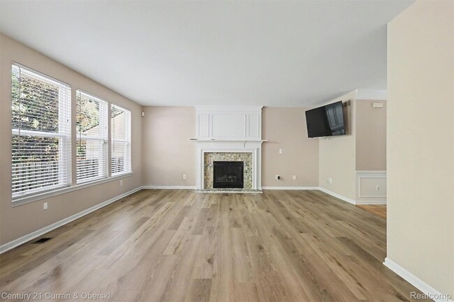 Photo - 7055 Oakridge Dr