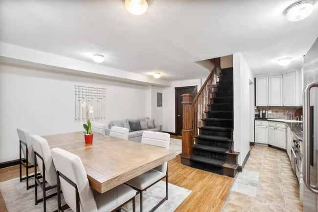 Photo - 306 E 52nd St Unit SI ID1541850P