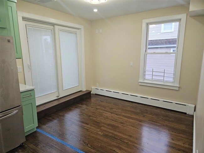 Photo - 94 Briggs Ave