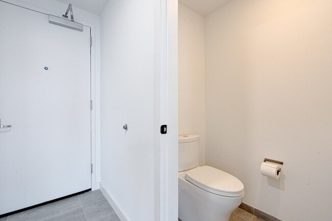 Photo - 300 NE 2nd Ave Unit SI ID1058673P
