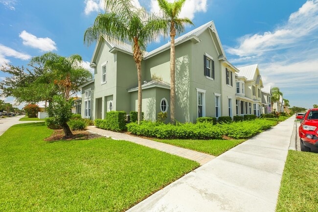 Photo - 10451 SW Academic Way