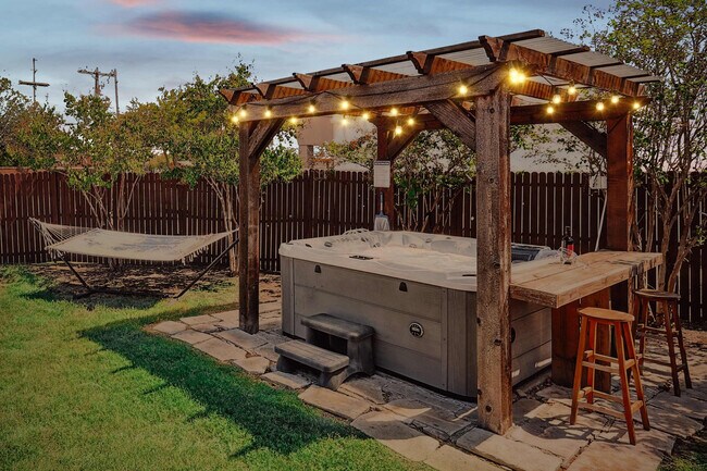 Photo - 904 Longhorn Dr Unit ID1056388P