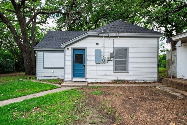 Photo - 107 Windsor Ct
