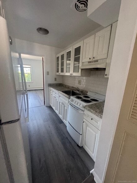 Building Photo - 169 Birdseye St Unit c2