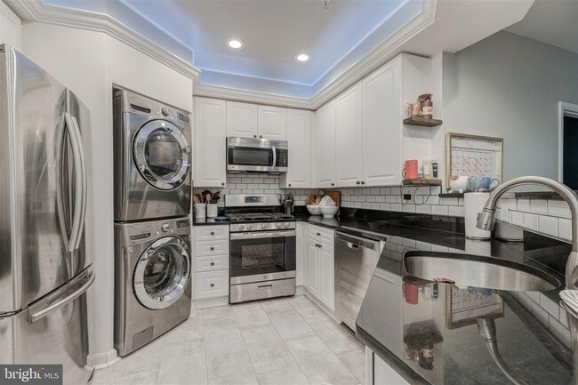 Photo - 5112 Donovan Dr Unit 102