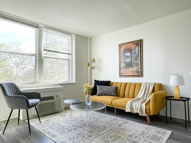 Photo - 2515 Burnet Ave Unit ID1036844P