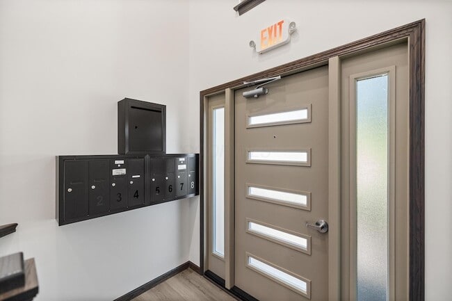 Photo - 1665 Riva Ridge Dr