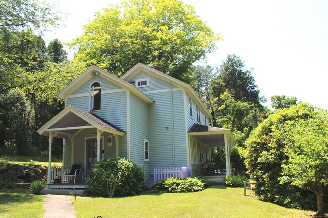 Photo - 55 Liberty St