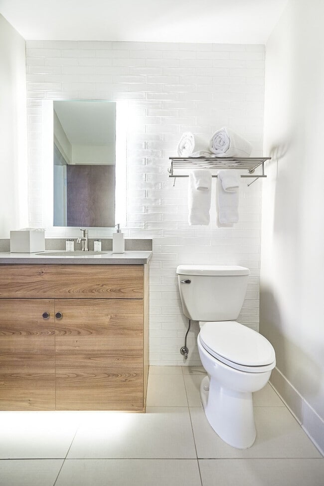 Photo - 121 Middle St Unit ID1366940P