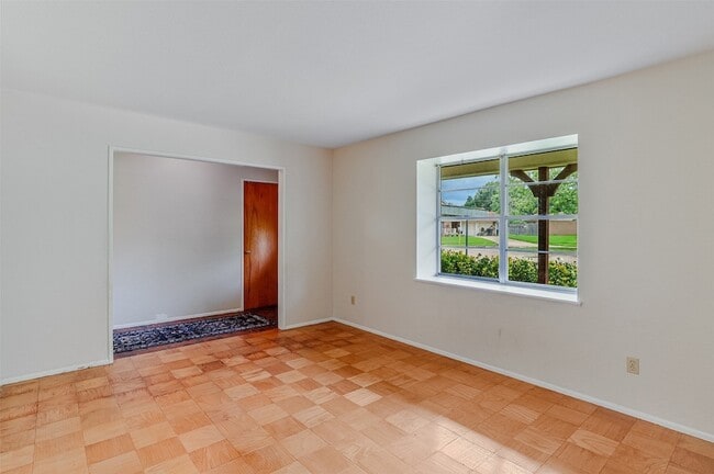 Photo - 3419 Oleander Pl