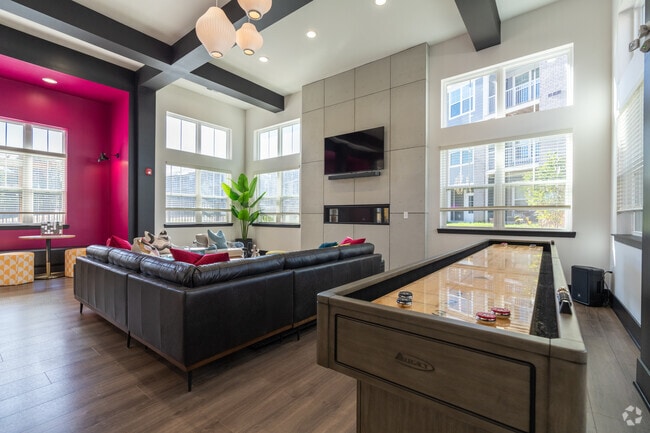 The Laurel - Clubhouse - The Laurel