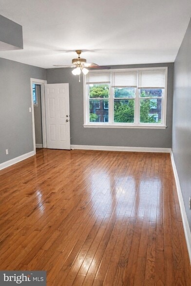 Photo - 101 Galveston Pl SW Unit 3