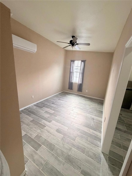 Photo - 3719 Meadowbreeze Dr