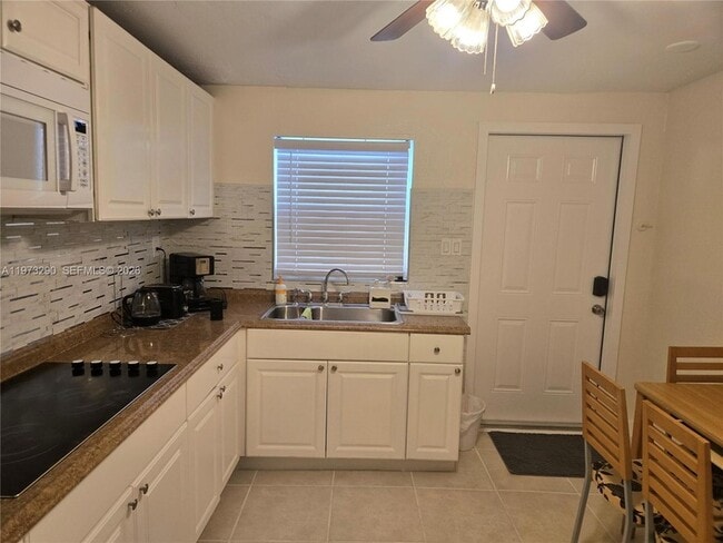 Photo - 5712 Hollywood Blvd Unit 2