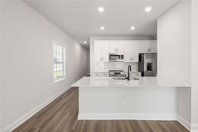 Photo - 1729 University Dr Unit C1