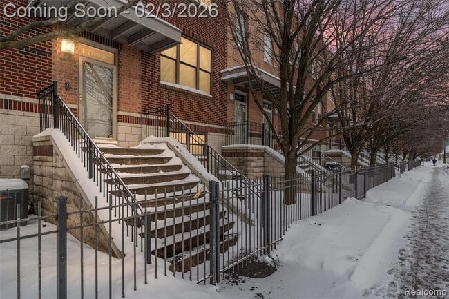 Building Photo - 7609 Woodward Ave