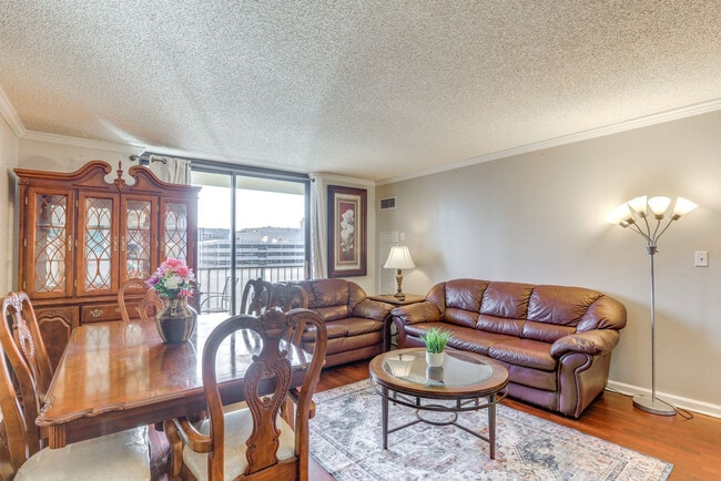 Photo - 1305 Speer Blvd Unit SI FL10-ID1546113P