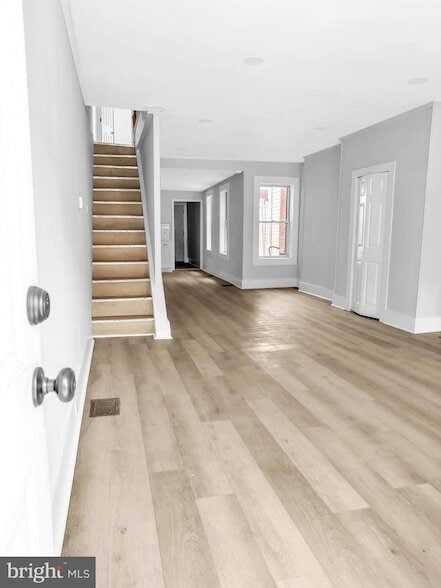 Building Photo - 232 N Franklin St