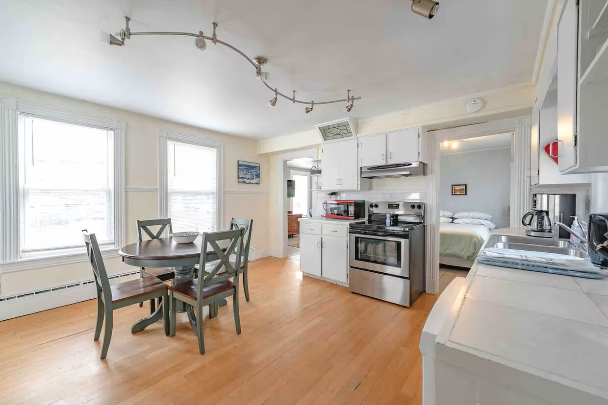 Floor Plan - 396 Preble 2 Bedroom