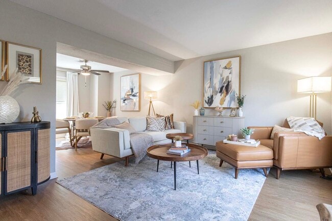 Building Photo - North Woods at The Four Seasons