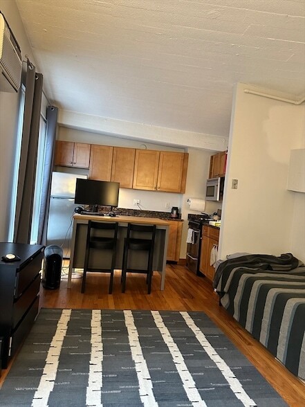 Photo - 12 Stoneholm St Unit 420