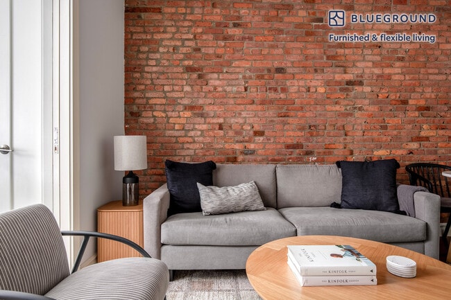 Photo - 95 Perry St Unit FL2-ID1461