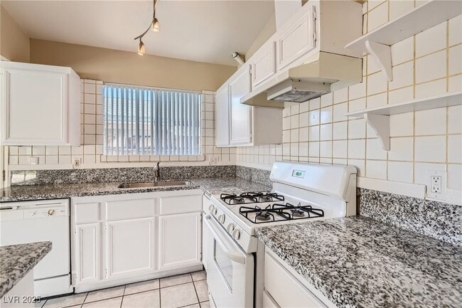 Photo - 6416 Placer Dr