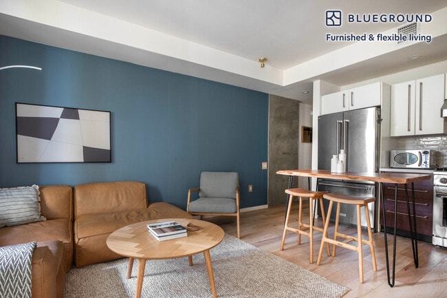 Photo - 350 Eleventh Ave Unit FL4-ID37