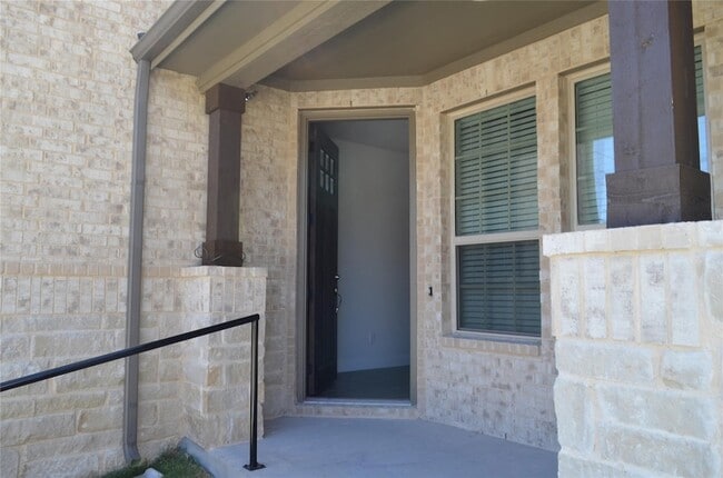 Photo - 5501 Crosby Dr