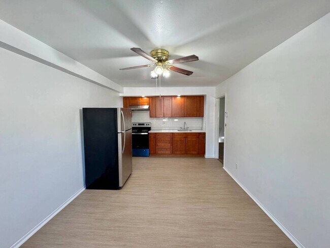 Photo - 436 Olmstead Ave