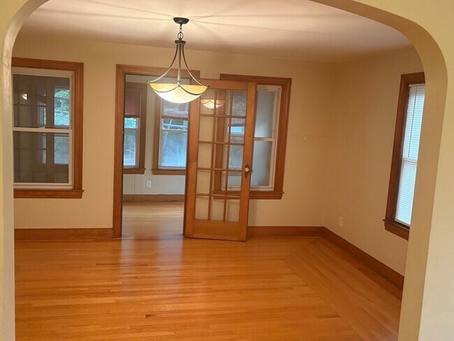 Photo - 29 Brookfield Rd Unit 1