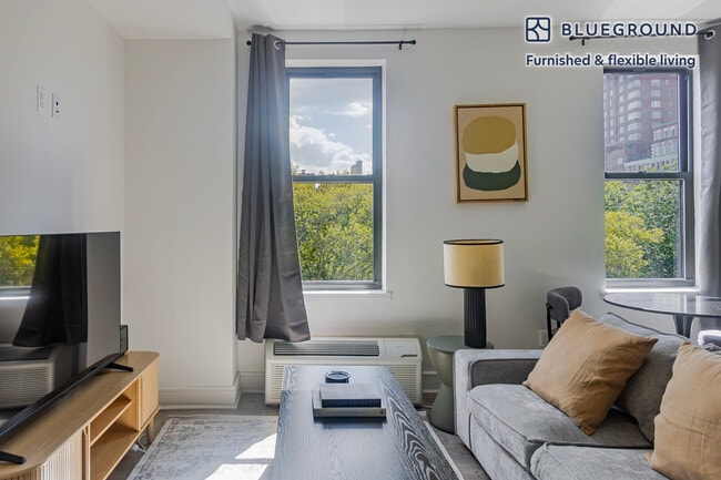 Building Photo - 45 W 81st St Unit FL7-ID2003