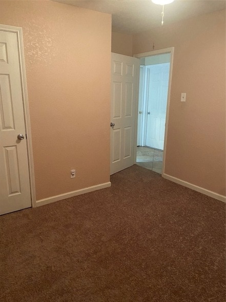 Photo - 1711 Canary Cir