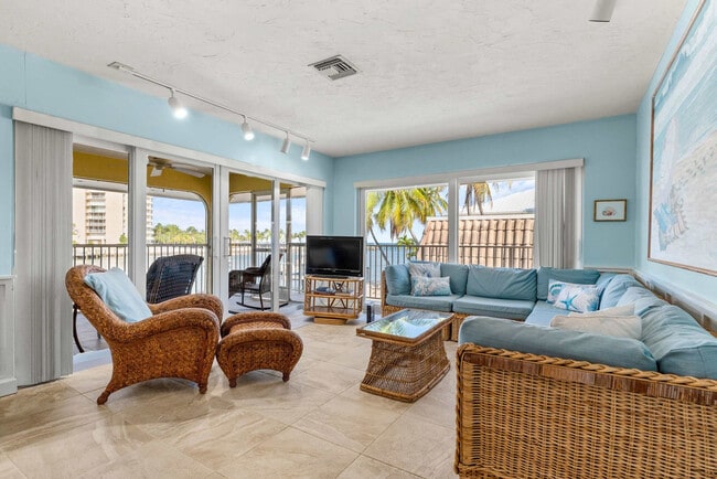 Photo - 260 1st St Unit ID1325581P