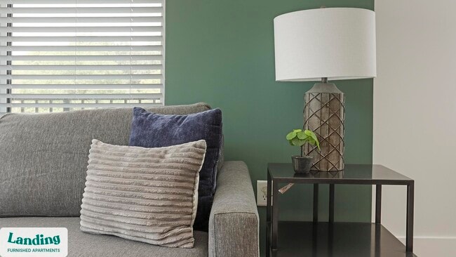 Building Photo - 2201 Glenwood Ave SE Unit 1212.1408854