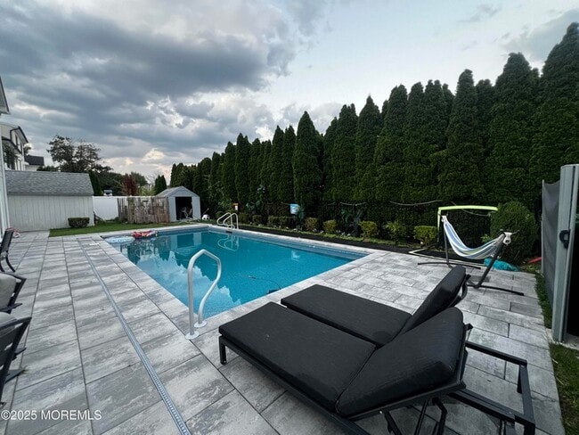 Photo - 799 Bowyer Ave