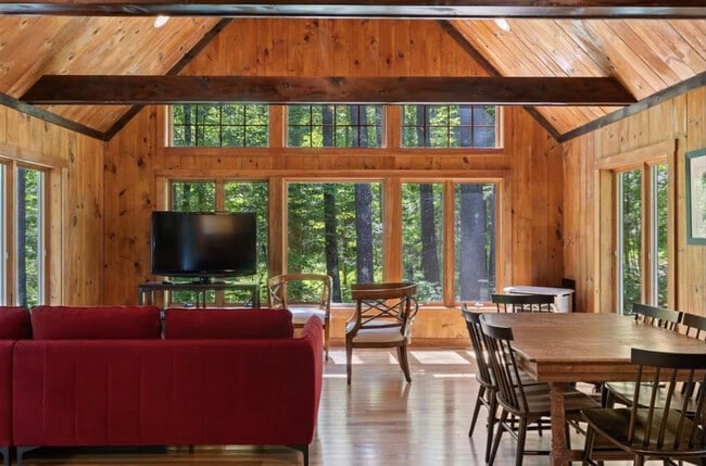 Photo - 46 Christmas Tree Ln Unit SI ID1502484P