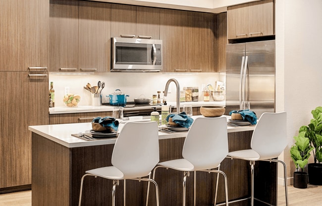 Photo - 7575 Town Center