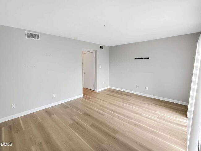 Photo - 1275 Teakwood Pl