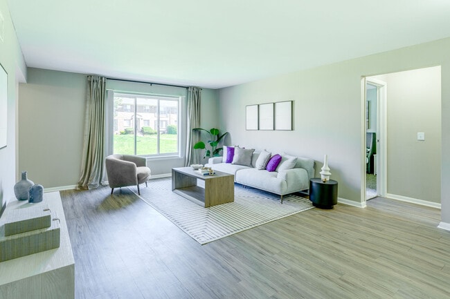 Photo - Charter Square