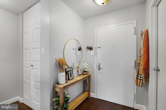 Photo - 4500 S Four Mile Run Dr Unit 407