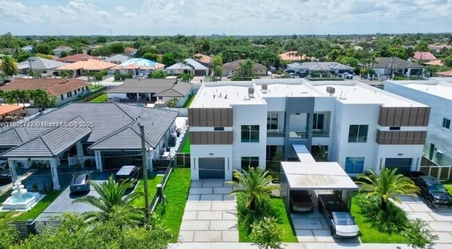 Photo - 3900 SW 137th Ct