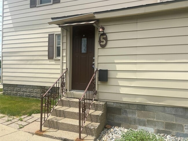 Photo - 65 N Washington St Unit 5
