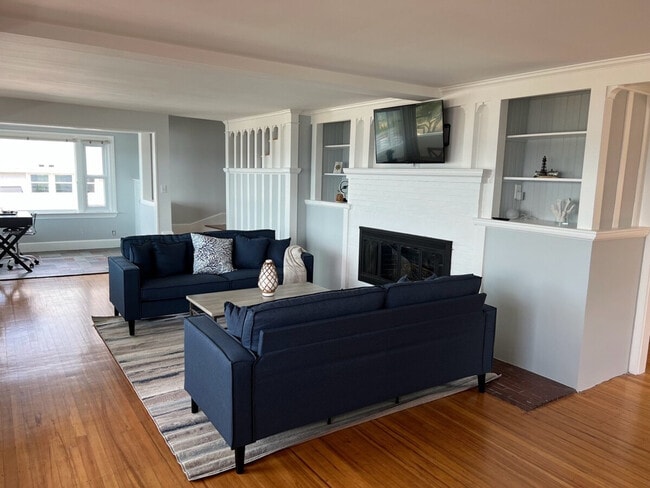 Building Photo - 15 Kimball St Unit SI ID1364228P